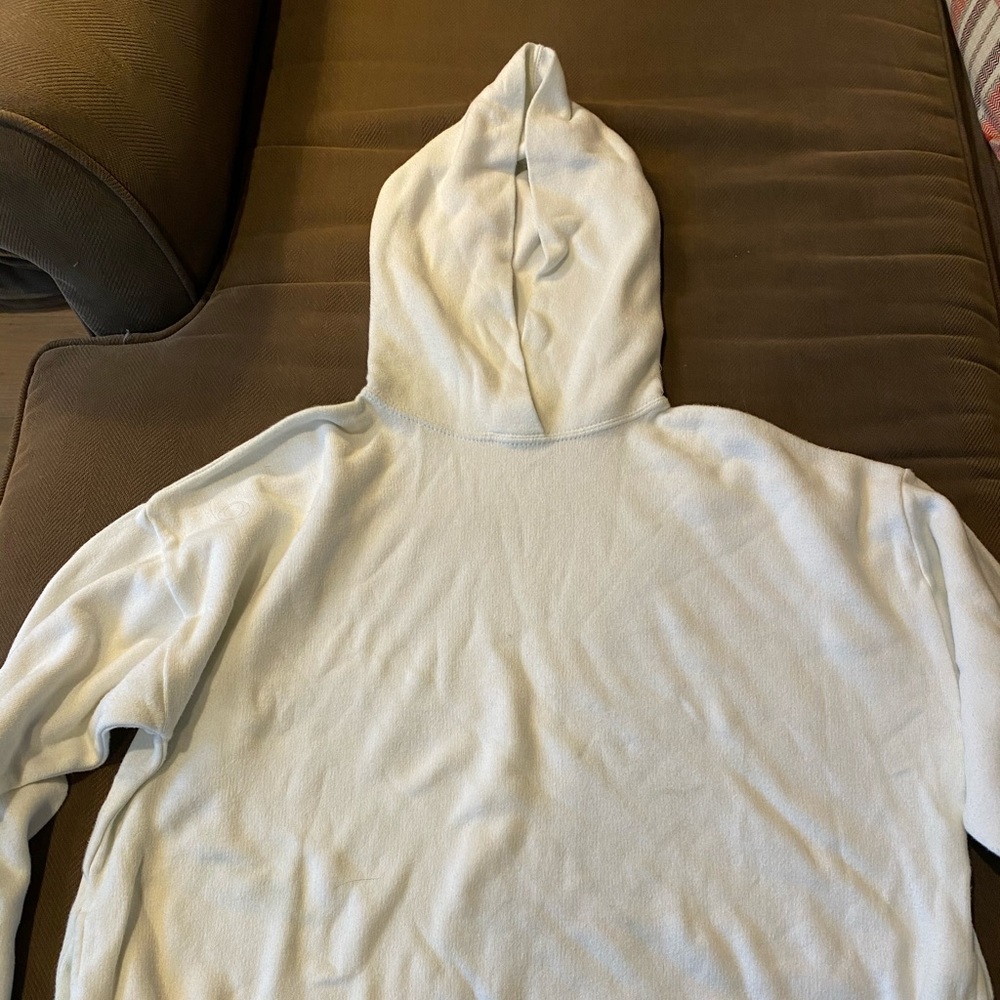 Barely worn sweatshirt